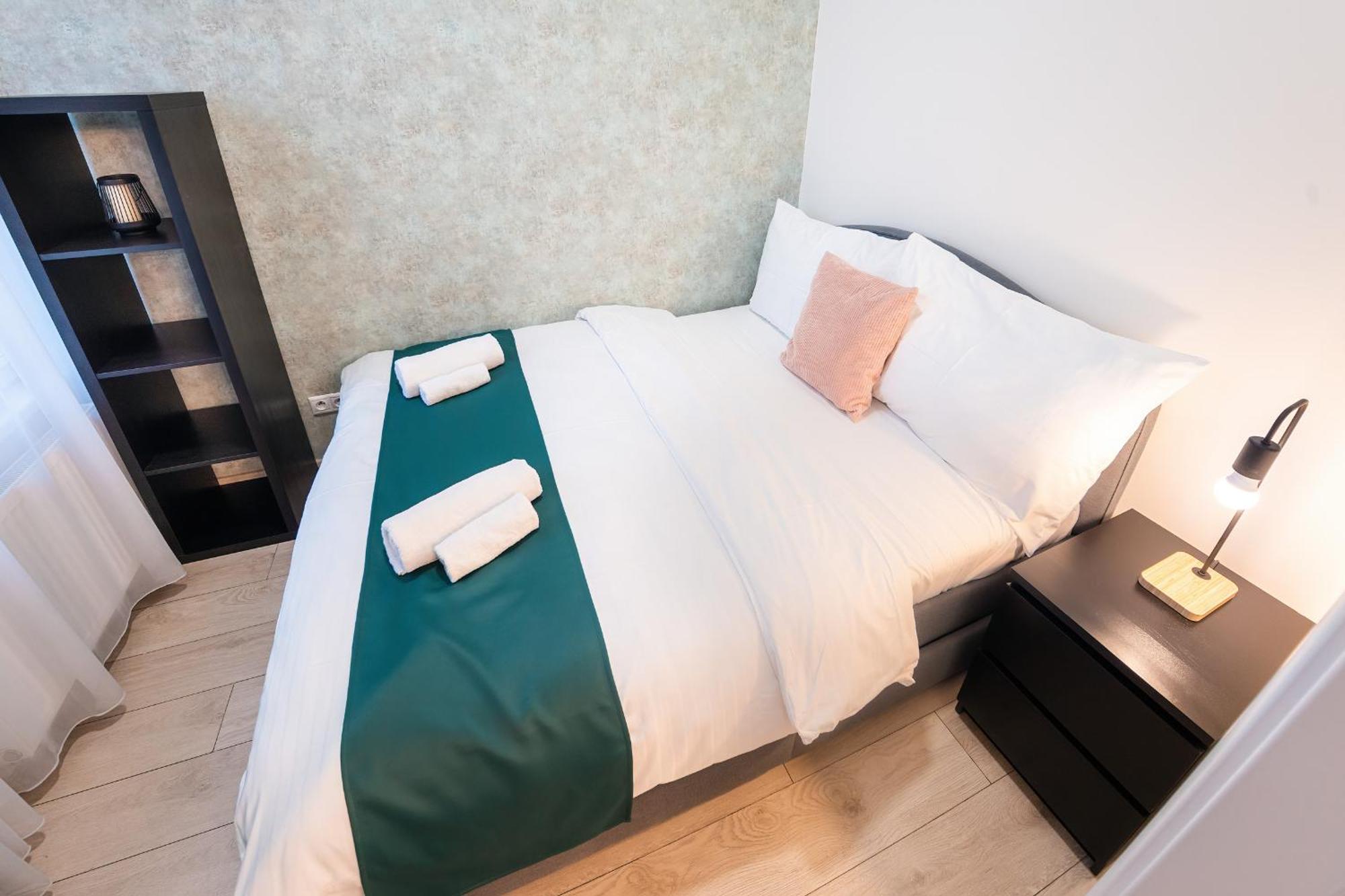 Centrum Apartments Pstrossova Prága Szoba fotó